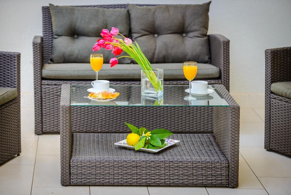 Tandem Apartments With Swimming Pool ซัฟทัท ภายนอก รูปภาพ