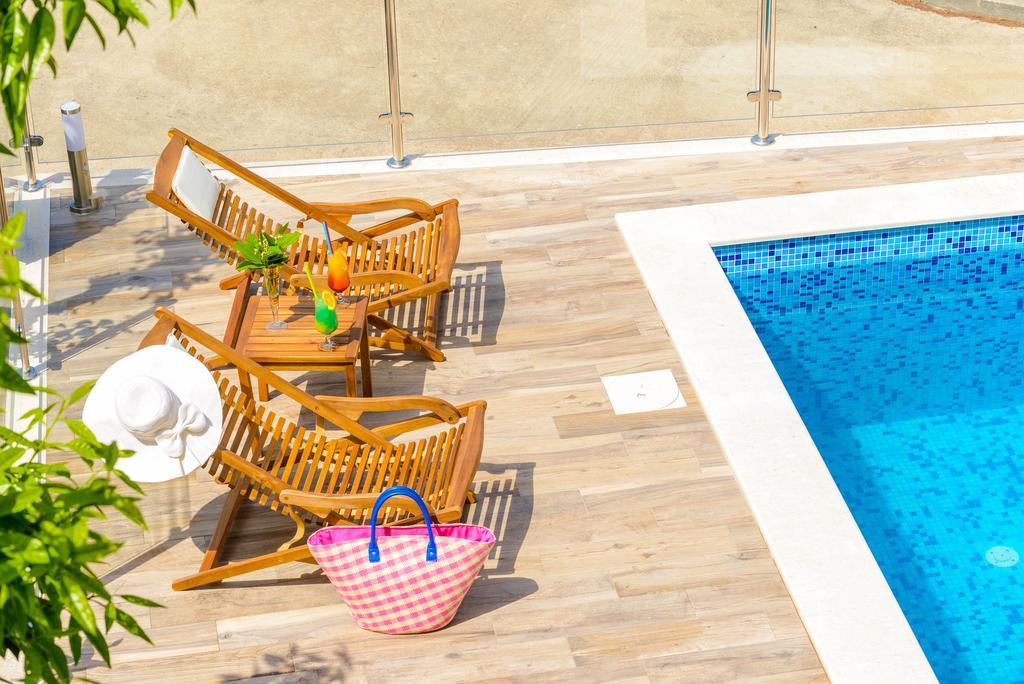 Tandem Apartments With Swimming Pool ซัฟทัท ภายนอก รูปภาพ
